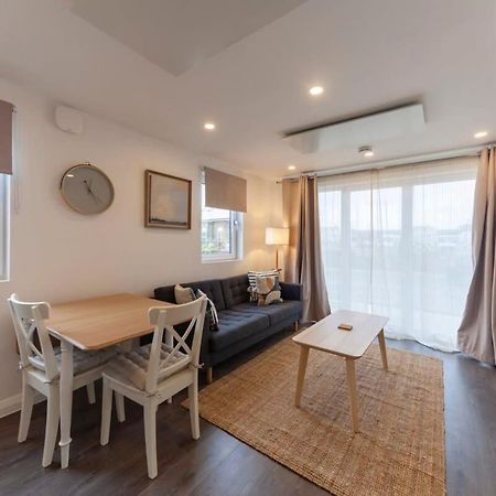 Contemporary 1 Bedroom Apartment In Ashford Ashford  Exterior foto